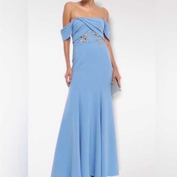Marchesa Notte Dresses & Skirts - Chic Strapless Blue Evening Dress